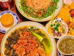 -八月美食小馆(银泰城总店)