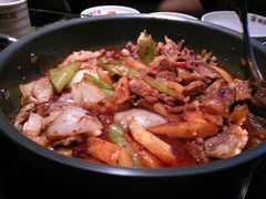 五花肉锅-猪啊牛呀羊啊铜盘烤肉(正大广场店)