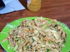 -蚝哥花姐湛江烤生蚝(美丽湾市场店)