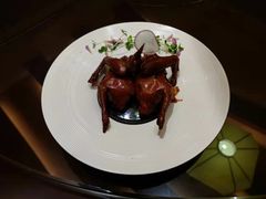 脆皮乳鸽-西安凯悦酒店·湖畔中餐厅