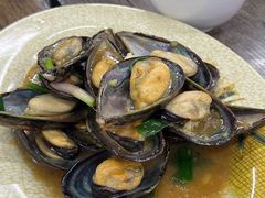 姜蒜炒青口-贞姨美食·老字号海鲜大排档