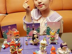 -泡泡玛特POPMART(侨福芳草地店)
