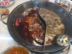 -憨铁匠老火锅(龙岗万科里店)