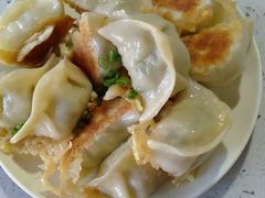 -三好食堂(煎饺·馄饨·肉饼米线·盛世广场店)