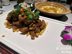 -荣兴酒家(徐家汇店)