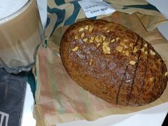 咖啡奶香酥皮包-星巴克臻选(深圳宝安大仟里1店)