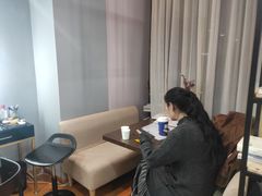 -ME觅妆·定制美妆·彩妆私教(菱角湖店)