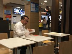 -麦当劳(乳山路店)