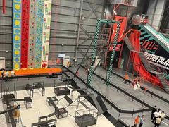 -极限PLAY运动娱乐新世界·团建派对表演休闲馆·室内高空游乐园