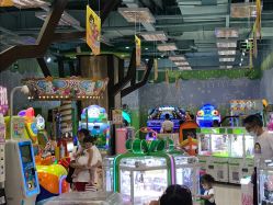 -莫莉幻想儿童乐园(广州番禺永旺店)