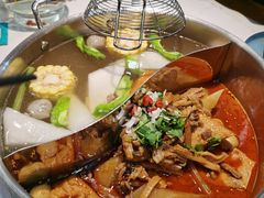 -潮汕酱记鲜牛肉火锅(欧尚店)