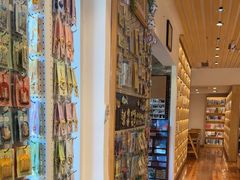 -猫的天空之城概念书店(景德镇陶溪川店)