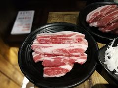 -哈哈碳都·牛肋条无限自助烤肉(台江万达店)