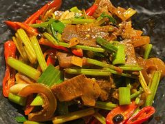 -泉味道贵州厨房(三里河店)