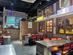 -马路牙子烧烤音乐酒馆(望京店)