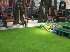 -征成健身连锁私教工作室(九公里店)