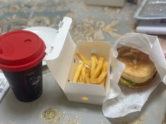 -必胜客(安盛购物广场金州店)