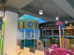 -布鲁豪斯亲子欢乐家庭餐厅