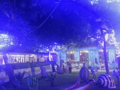 -亚龙湾亚泰商业街