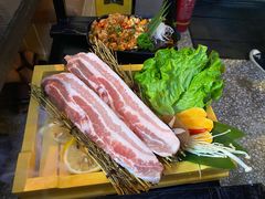-嘿嘟嘟·肋条烧肉放题(爱融荟城店)