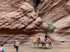 -天山神秘大峡谷