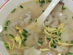 -小杨生煎(金山百联购物中心3楼店)