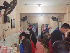 大堂-胡记包子