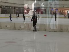 -全明星滑冰俱乐部(万象城店)