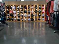 -迪卡侬(西三旗店)