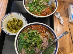 -云阿蛮云南生烫牛肉米线(奉贤路店)