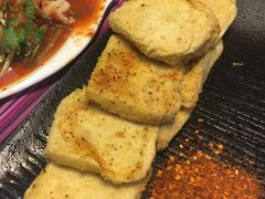 铁板石屏包浆豆腐-香巴拉云南餐厅(华莱坞店)