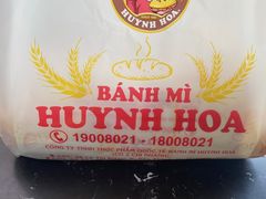 -Bánh Mì Huynh Hoa