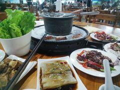 -五指山生态小黄牛(皮皮虾海鲜广场店)