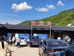 -安吉龙王山峡谷漂流