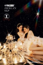 点击看大图 -十孕纪高端孕妇亲子摄影