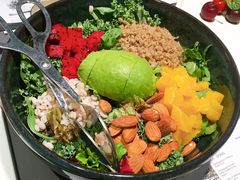 牛油果沙拉-小大董·烤鸭(观景餐厅·南京西路店)