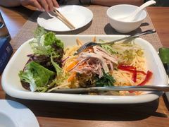 七彩泡沫鸡肉凉米线-雀舞云南菜(乐客城店)