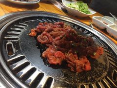 -唯成•韩国炭火烤肉 유성고기