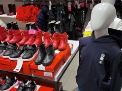 -唯品会(北京国瑞城店)