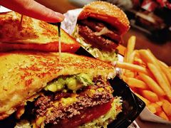 -The Habit Burger Grill 哈比特汉堡(复兴soho店)