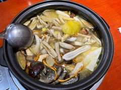 -菌之家·专业纯野生菌火锅·特色炒菌