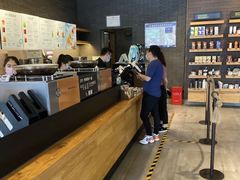 -星巴克臻选(济南万达店)