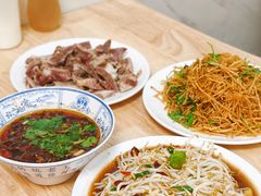 呛绿豆芽-三中高皇羊肉馆