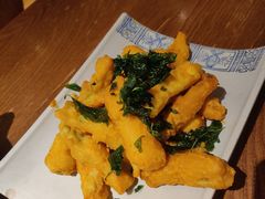 咸蛋黄焗脆皮茄子-云海肴·汽锅鸡·云南菜(领展购物广场·中关村店)