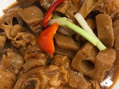 莲藕焖猪手-壹厨饭店(五羊店)