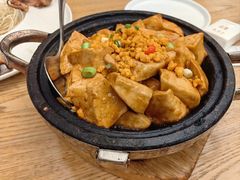 -品海楼·大连海胆锅贴馆(东港店)