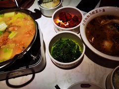-渝是乎酸菜鱼(龙旗购物中心店)