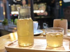 -ZING COFFEE 镜咖啡