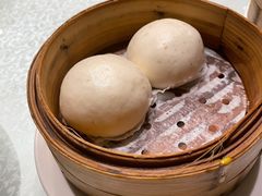 土豪金流沙包-维园悦谱·海派家常菜(乌鲁木齐南路店)
