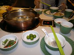 -润园四季椰子鸡火锅(卓越INTOWN店)